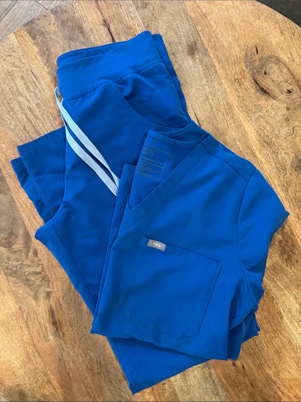 Figs 💙Royal Blue 💙Women’s Scrub Set